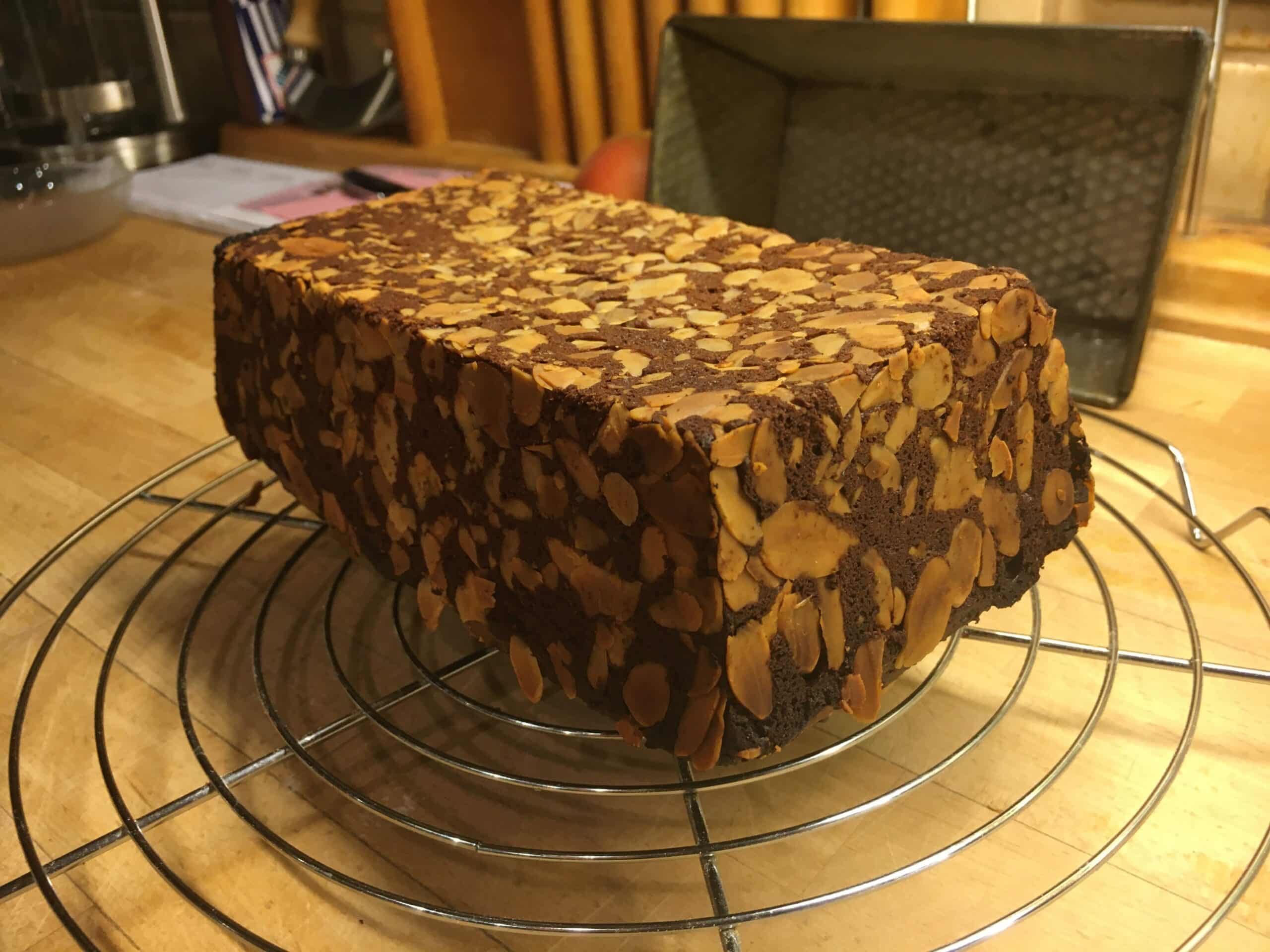 Schokoladen Mandel Kuchen - Einfach Backen – Marcel Paa